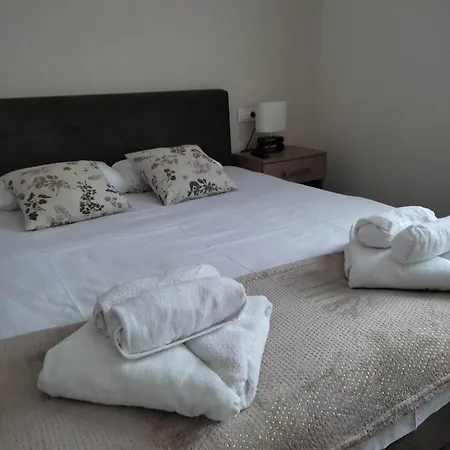 Borova Iglica 아파트 *